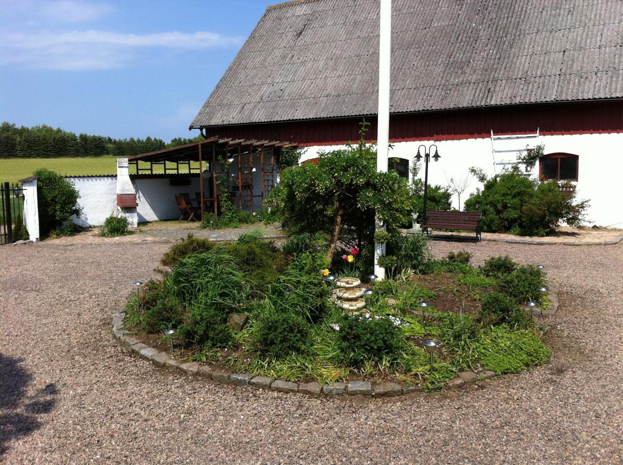 Mattisgarden Bed & Breakfast Ostra Ljungby Bagian luar foto