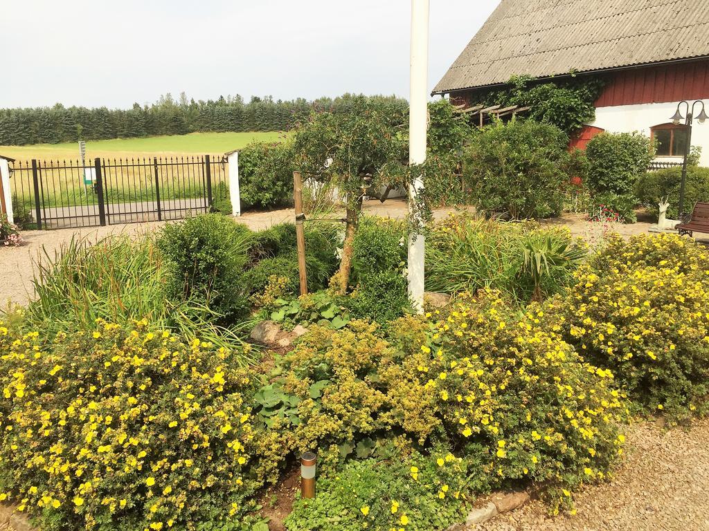 Mattisgarden Bed & Breakfast Ostra Ljungby Bagian luar foto