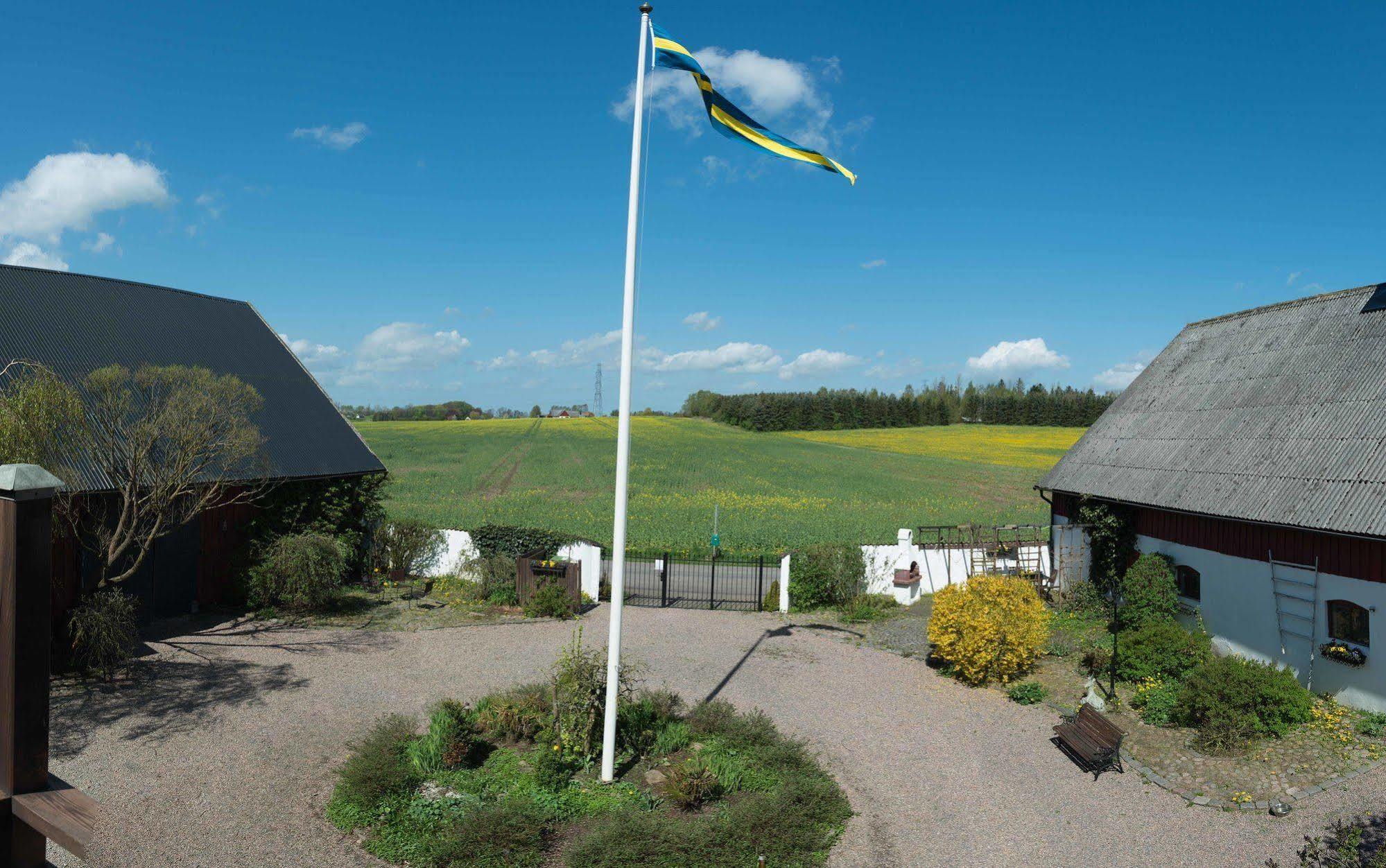 Mattisgarden Bed & Breakfast Ostra Ljungby Bagian luar foto